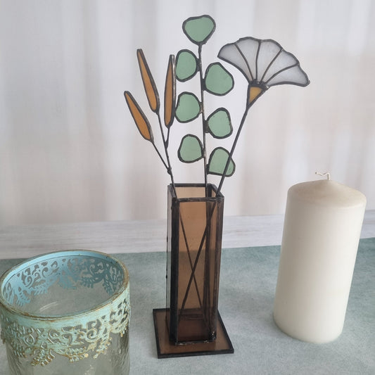 Decorative vase with handmade glass flowers style 2 – front view
