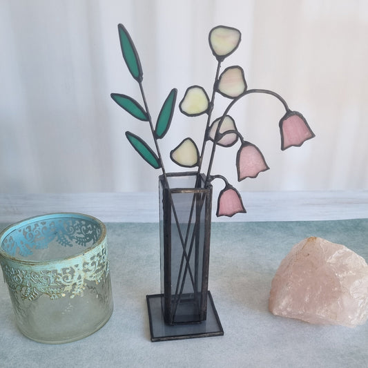 Decorative vase with handmade glass flowers style 3 – front view