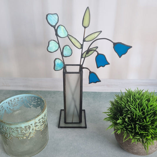 Decorative vase with handmade glass flowers – front view