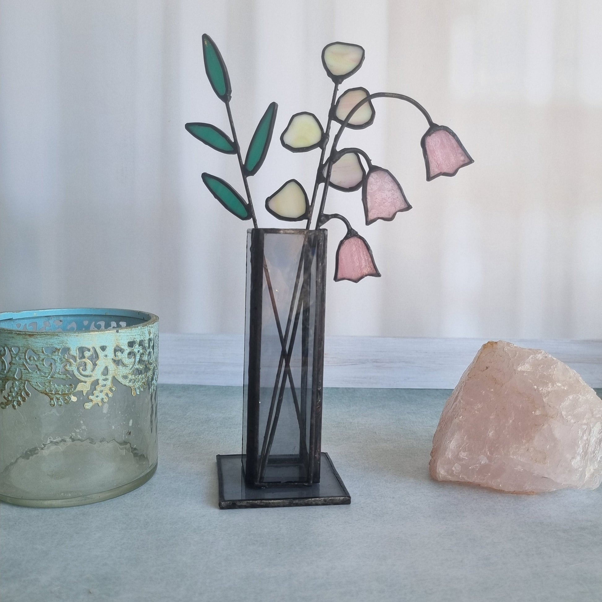 Glass flower vase style 3 – side view