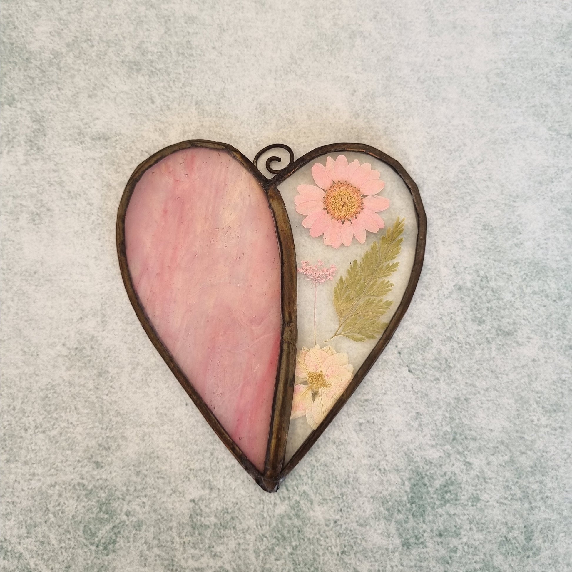 Handmade pink dried flower glass heart – close up