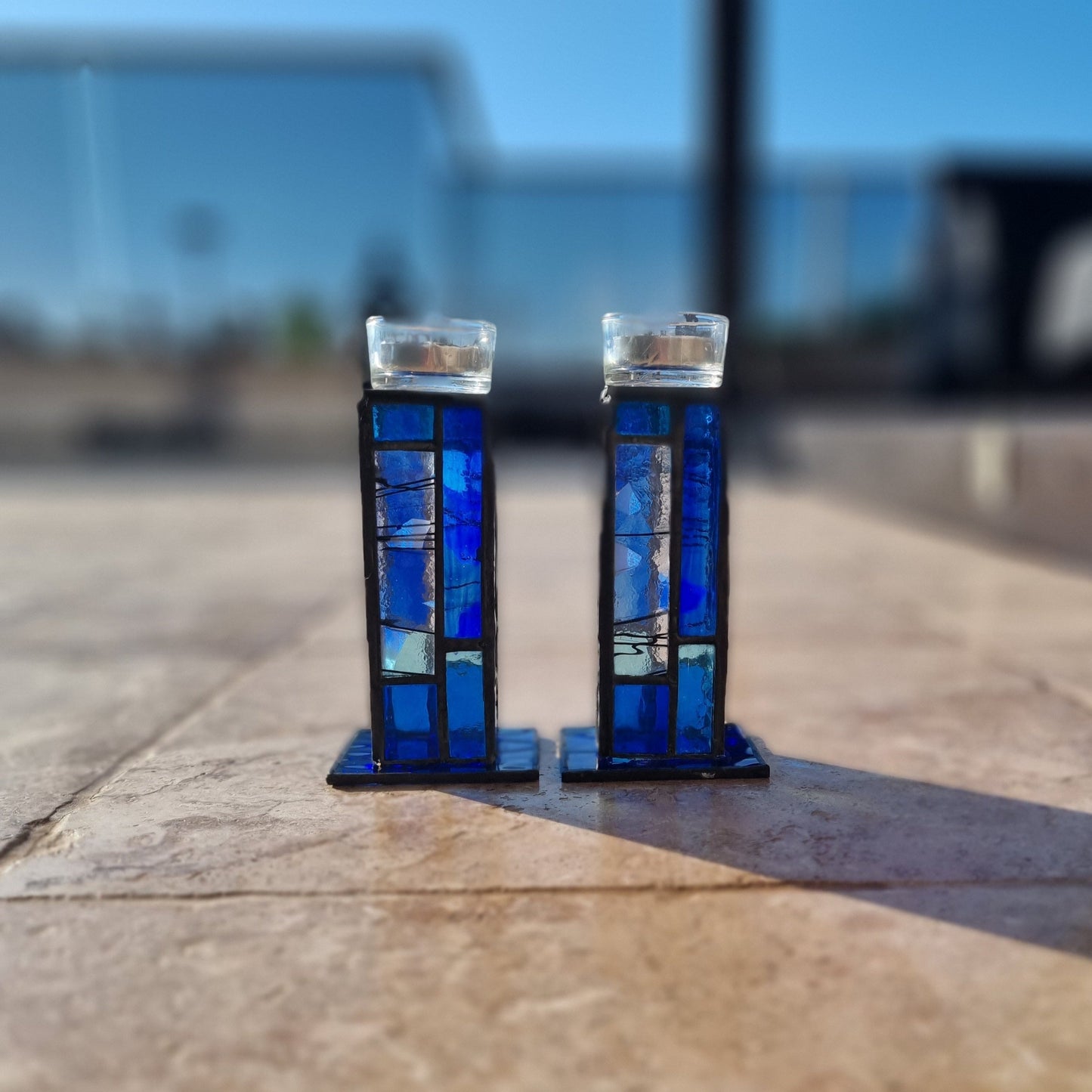 Handmade Shabbat candle holders pair – close up glass detail