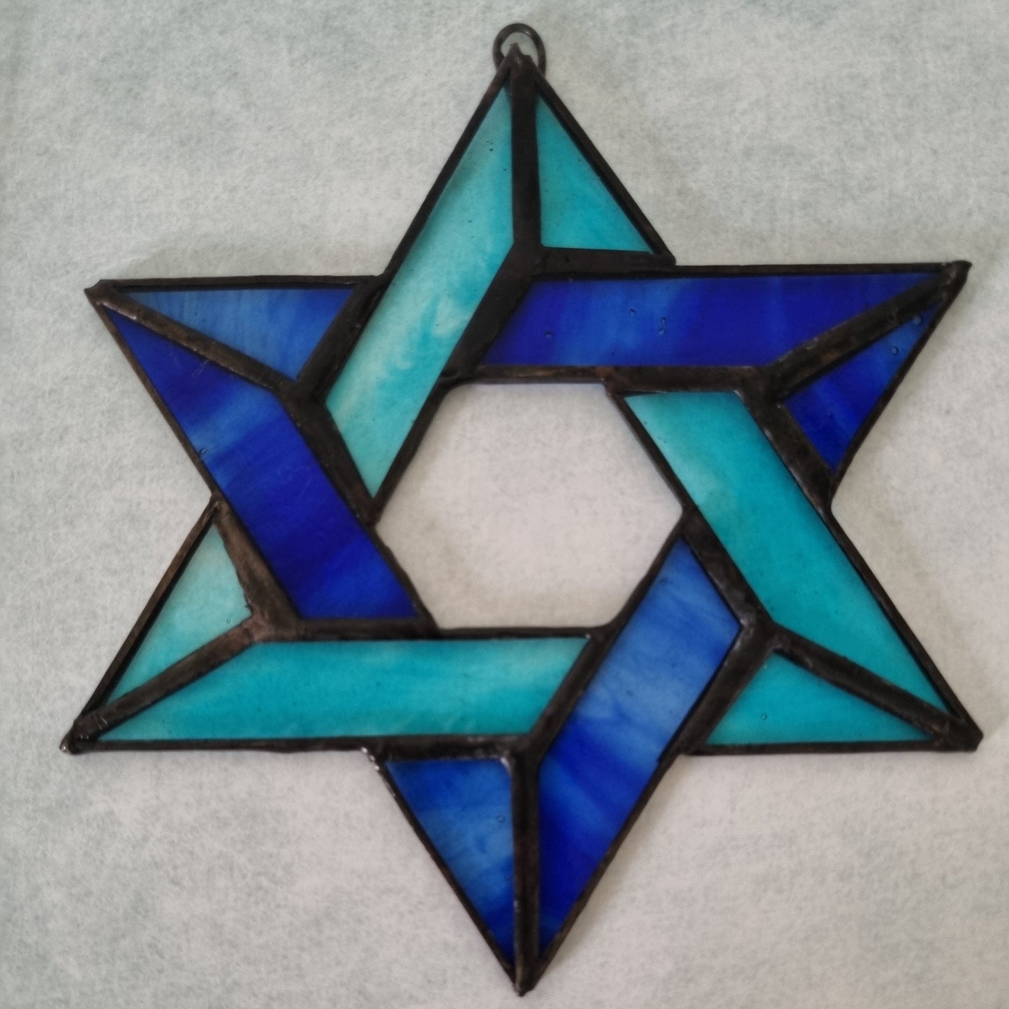 Stained glass Star of David – side view showing glass colors
