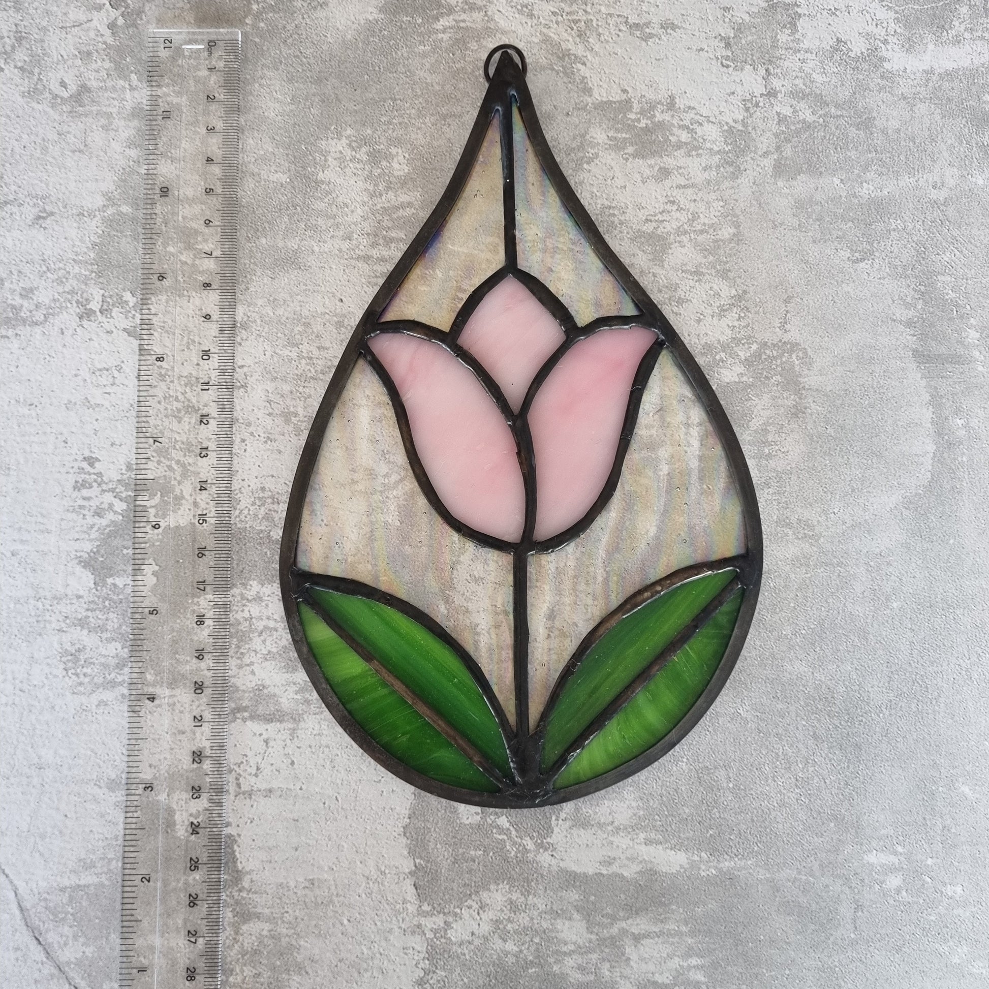 Stained glass pink tulip teardrop wall hanging – side view